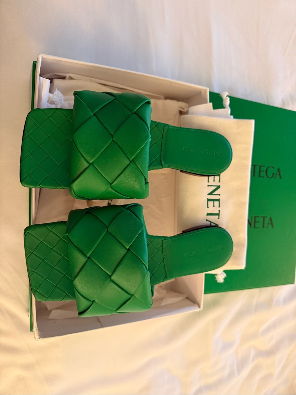 Bottega Veneta Green Intrecciato Padded Slide Sandals